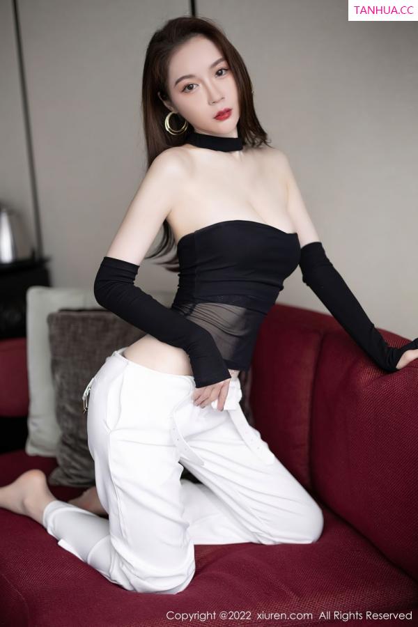 梦心玥  [XiuRen]高清写真图 2022.08.24 No.5487 梦心玥第35张图片